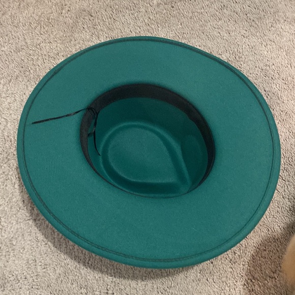 Green cowboy flat hat with pearl headband adjustable - Picture 3 of 3